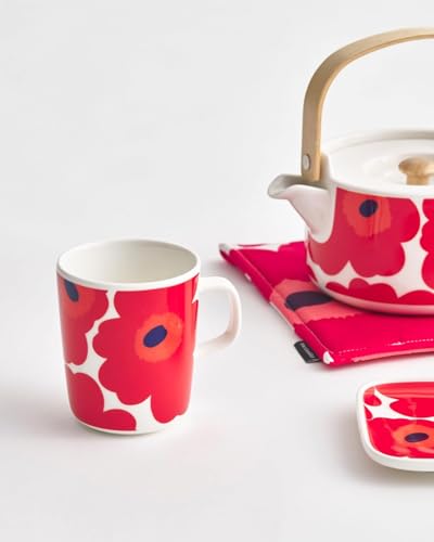 MARIMEKKO Oiva Unikko Mug – Refine Your Kitchen Décor with Our Iconic Floral Stoneware – Stylish Porcelain Coffee Mugs to Elevate Your Drinking Experience (13.5oz) Red 13.5 Ounces