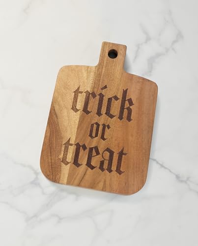 Oneida Vintro Halloween Trick or Treat cheese board with festive design, featuring cheese servers and Halloween-themed decorations.
