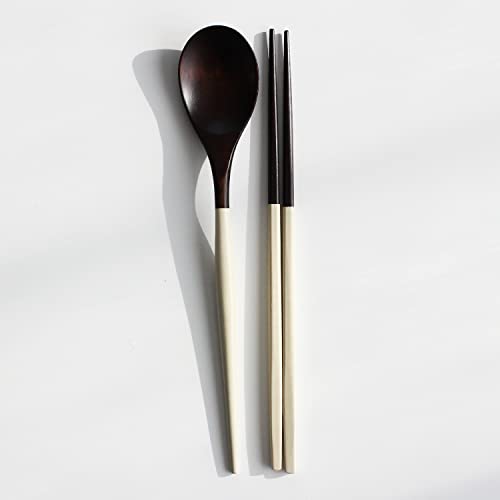 Korea Traditional Reusable Lacquer Wooden Chopsticks & Spoon Set, 2 Pair (Ivory) Ivory
