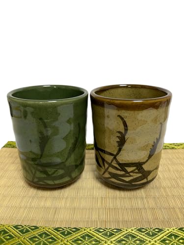 Japanese Traditional Ceramic Yunomi Tea cup Set, H4.0 x3.11 Inches in diameter, 10.8 Fluid Ounces, Mino Ware, Reed Motif Design Mashiko for Hot Green Tea, Set of 2 from Japan (Green, Brown) Green, Brown