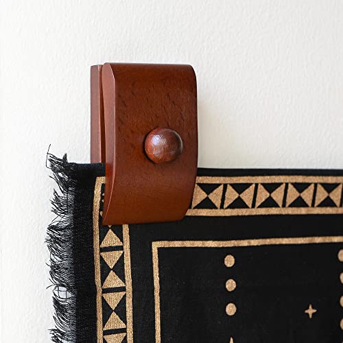 MOCTUS Quilt Hangers for Wall Display, Decorate with Blanket and Tapestry, Wooden Rug Hangers (Brown, 4 Large Clips with Hardware) Brown