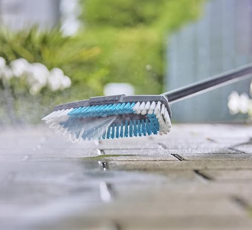 Gardena Cleansystem hard, long-handle brush: for intensive cleaning of non-sensitive surfaces, firm bristles of different lengths, connection to Cleansystem handle, for larger surfaces (18816-20) Single
