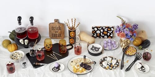Oneida Vintro Halloween Trick or Treat cheese board with Halloween-themed cheese servers and decorative design.