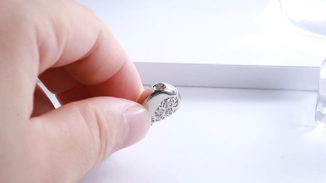 925 Sterling Silver Tree of Life Teardrop Urn Necklace for Ashes Family Tree Keepsake Cremation Pendant Memorial Jewelry for Women