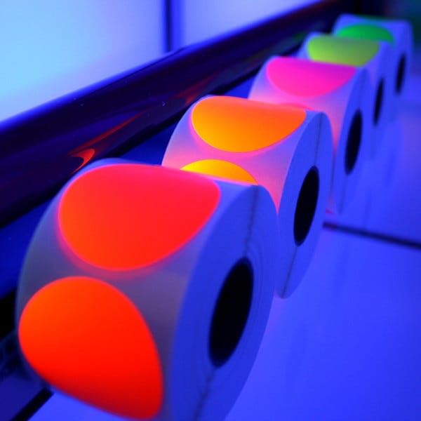 1.5" Fluorescent Red Dot Stickers | 500 Stickers Per Roll | LabelValue