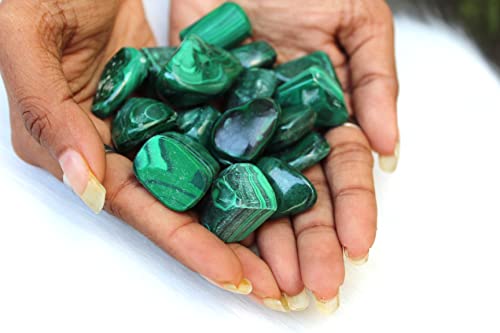 Jet Malachite Tumbled Stone 100gm – Natural Green Crystal for Home Décor, Collection, Gifting & Energy Ambience – Polished Healing Gemstone Chips for Display & Craft