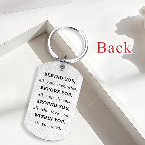 Alotozo St. Michael Gifts - Saint Michael Keychain for Mens Boys, Patron Saint of Soldiers Police Officers Protectors Gifts, Boyfriend Husband Dad Father's Day Keyring