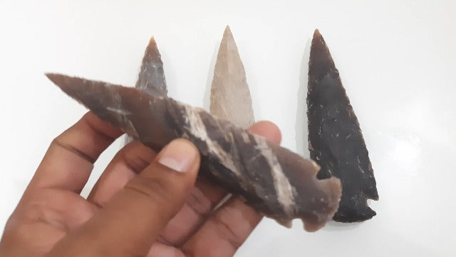 Agate Flint Arrow Head Healing Natural Stone Figurine | Flint Spear Arrowhead | Size: 5-5.5 Inch Approx