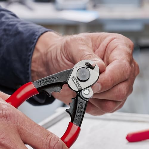 KNIPEX 95 61 190 SBA wire rope cutters with black handles and precision cutting jaws