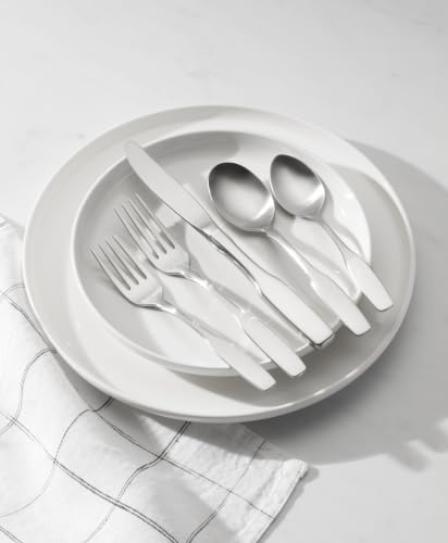 Oneida Paul Revere Fine Flatware Dinner Forks, Set of 4 , 18/10 Stainless Steel, Silverware Set, Dishwasher Safe