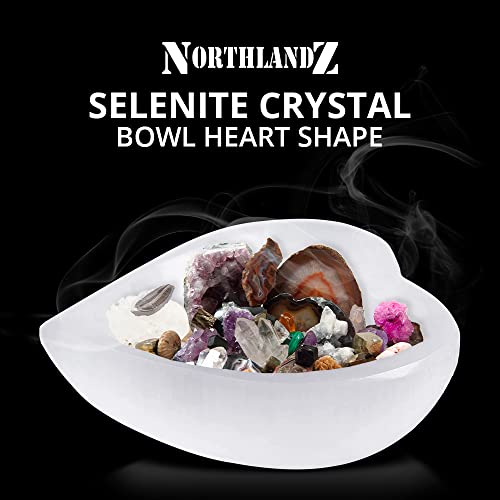 Selenite Crystal Heart Shaped Bowl 10cm, Crystals Smudging Bowl for Reiki Healing, Anxiety Relief & Meditation. Ideal for Gift & Home Decor - White
