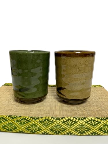 Japanese Traditional Ceramic Yunomi Tea cup Set, H4.0 x3.11 Inches in diameter, 10.8 Fluid Ounces, Mino Ware, Reed Motif Design Mashiko for Hot Green Tea, Set of 2 from Japan (Green, Brown) Green, Brown