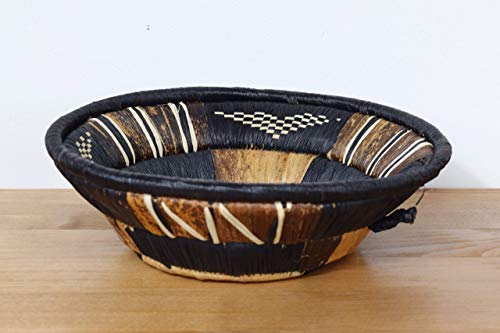Tembo Crafts Africa - Handmade Basket Uganda - Made of Sisal & Banana Fiber - 8 Inches Diameter - Tan, Brown, Black - UB55