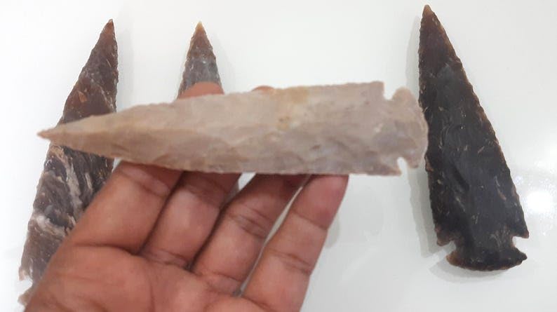 Agate Flint Arrow Head Healing Natural Stone Figurine | Flint Spear Arrowhead | Size: 5-5.5 Inch Approx