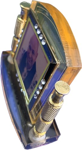 BEXCO Jai Guruji Swaroop Self-Standing Statue – Approx. 3.5x3.5 Inch Guruji Maharaj Photo Frame with Stable Base, Spiritual Divine Blessings Showpiece for Car Dashboard, Office Desk, & Home Decor