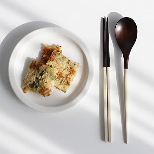 Korea Traditional Reusable Lacquer Wooden Chopsticks & Spoon Set, 2 Pair (Ivory) Ivory