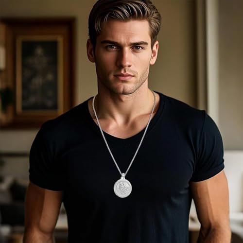 2PCS St Christopher Pendant, St Christopher Keyring, St Christopher Necklace for Men with Keyring, Saint Christopher Pendant, Travel Protection Gift for Men and Women