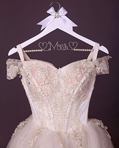 White Solid Wood Bridal Dress Hanger with Lady Wire Lettering for Bridal Wedding Party Gift (Pearl Silver Thread and White Hanger)