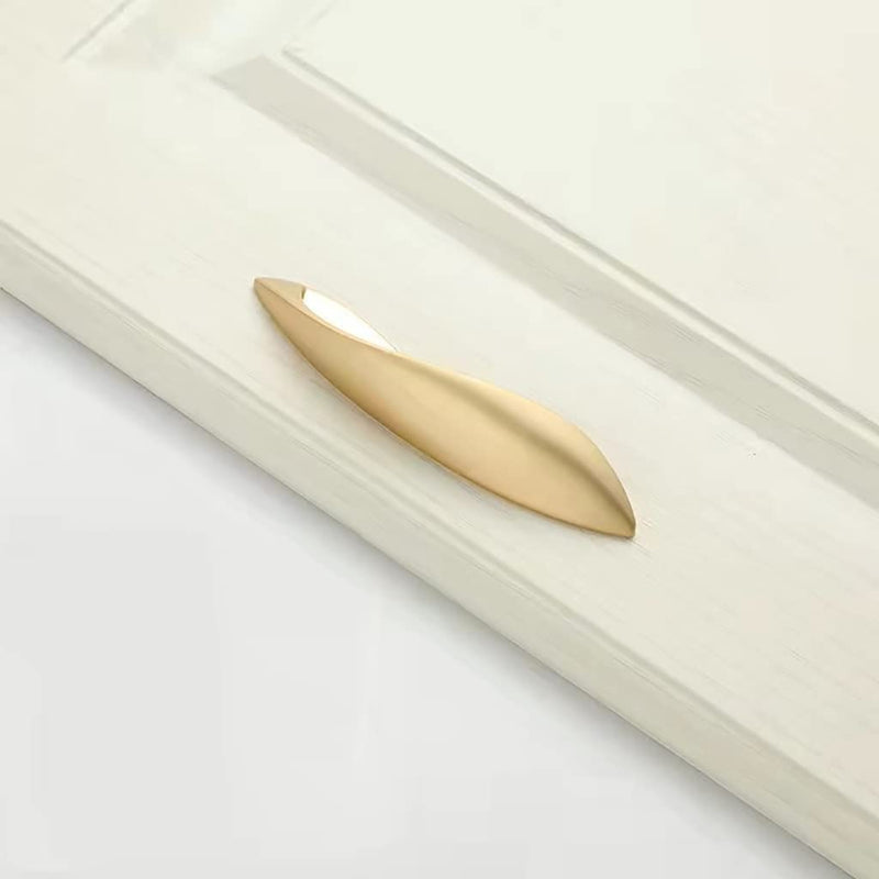 [Australia - AusPower] - 4Pcs Arcuate Pulls Handles Knobs,3.8" C-C Modern Elegant Curved Handle Cabinet Pulls,Create a Spatial Aesthetic,S-Shaped Solid Zinc Alloy Drawer Pull (4 Pack, Pearl Gold, 3.8" Hole Centers) 
