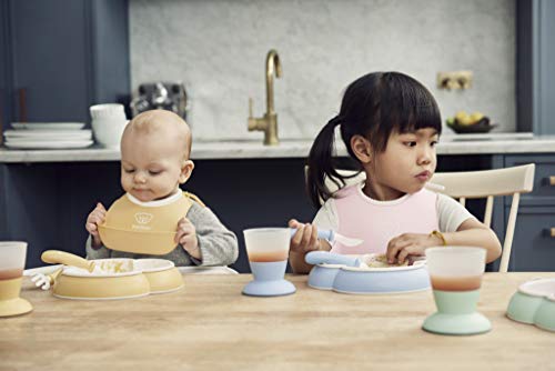 BabyBjörn Baby Feeding Set in Powder Pink, 4-piece flatware set with spoon, fork, and utensils for babies.