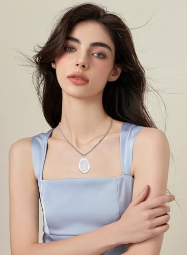 Amaxer Saint Christopher Necklace Saints Medal Religious Protection Amulet Stainless Steel Jewellery Pendant Box Chanin Necklace for Women Men (Silver)