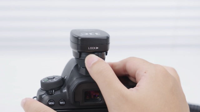 Off-Camera Flash TTL Cord for Canon, Flash Sync Cable Replaces OC-E3, 1.3m Replaces Canon OC-E3