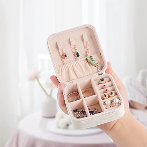 5pack/PU Leather Travel Jewelry Case, Mini Jewelry Box, Small Jewelry Organizer Portable Display Jewelry Storage Case for Rings Earrings Necklace, for Girls Women (White) J5 - White