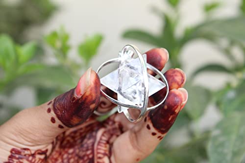 Jet Energized Clear Quartz Spinning Star Merkaba Pendant for Meditation - Energetic Tetrahedron, Healing, Spiritual Growth Approx. Size 1 Inch
