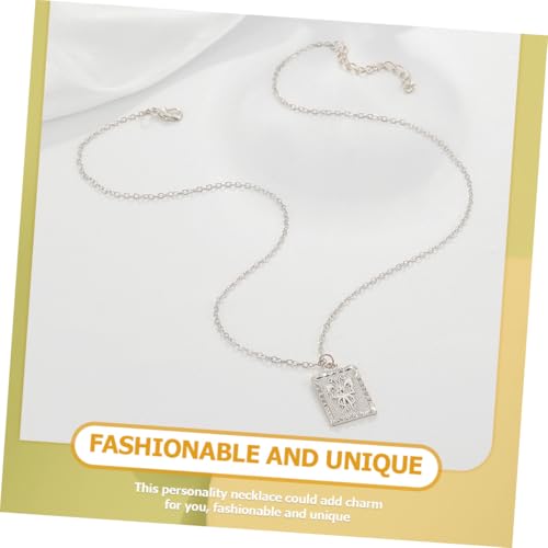 Healeved Butterfly Charm Necklace Alloy Metal Clavicle Chain Unisex Neck Jewelry for Parties Clubwear Gift for Women Men
