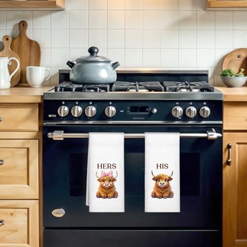 WUUCK00 2pcs Highland Cow Funny Kitchen Towel, Cute Cow Dish Tea Hand Kitchen Towel for Animal Lover Wife Husband, Christmas Housewarming Gifts for Neighbor, Country Farmhouse Home Decor for Family White5