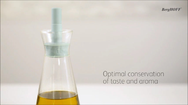 Berghoff Glass Oil Dispenser, Drip Stop Bottle with Infusion Chamber 18.2 Ounces Colourful