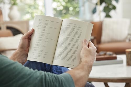 Man of Valor, Man of Grace: The Life of David (The Perfect Gift for Fans of House of David. Discover More About the Real King David of the Bible)