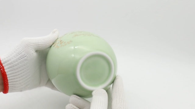 Butterfly Medium Urns for Human Ashes Female/Women/Mom Green Butterfly