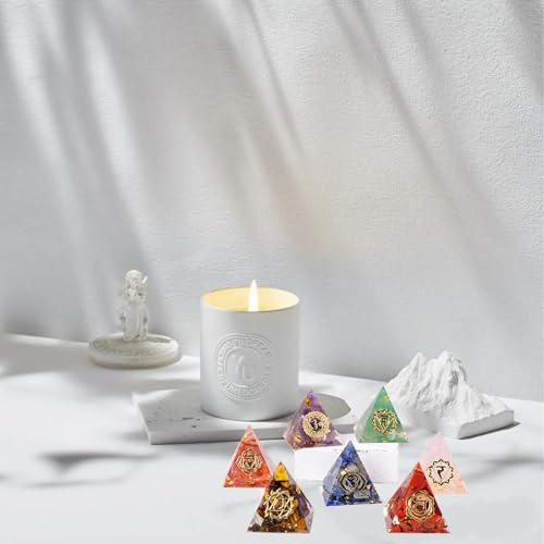 Crystal Pyramids Set Made of Crystals and Epoxy Resin 3CM/1.18IN