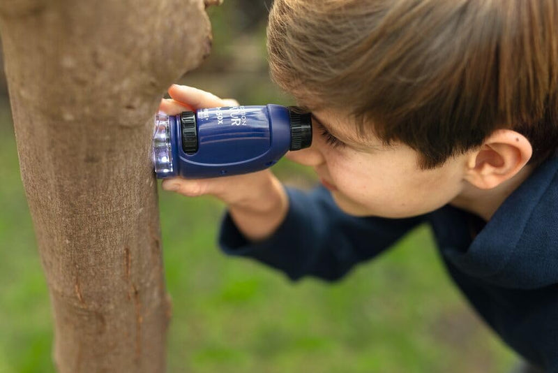 [Australia - AusPower] - moses. Expedition Natur Outdoor Pocket Microscope - Portable Microscope for Children with 50-250x Magnification, LED Light, Compact and Lightweight, Perfect for Outdoor Discoveries 