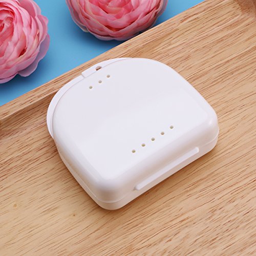 ULTNICE 2 x Retainer Box with Ventilation Holes and Snap Lock Storage Box for and Prostheses Tooth Holder Box 17 x 16.4 x 5.6 cm White