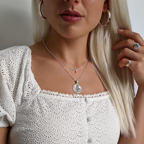 Silverly Sterling Silver Round St Christopher Medallion Necklace for Women and Men - 925 Silver Saint of Travellers Pendant on 18" Curb Chain - Classic Religious Relief Jewellery for Protection