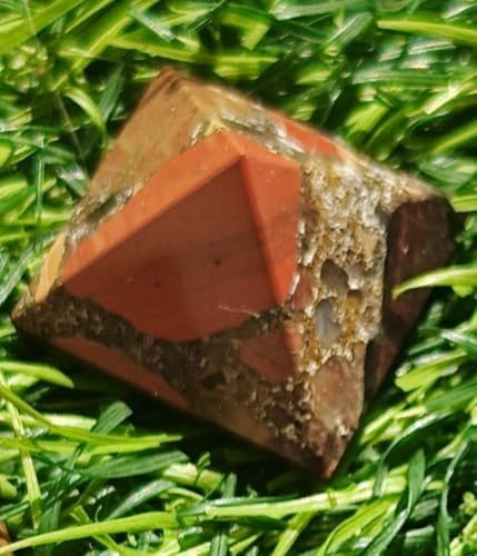 1"inch Red Jasper Crystal Pyramid Natural Crystals and Healing Stones Red Jasper Pyramids Red Gemstones for Meditation Reiki Energy Balancing Good Luck Gifts 2PCS