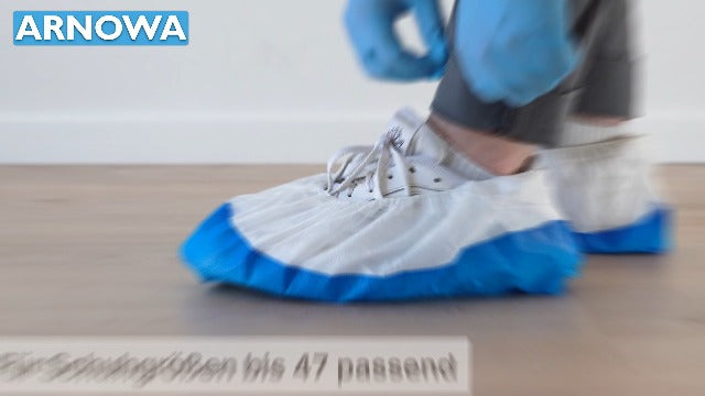50 x Arnomed CPE + PP Disposable Shoe Covers 9 g Premium | Rutschfeste Überzieher Schuhe Weiß/Blau, Schuhschutz Überzug bis Gr 47, Maße: 17x40cm, robuste Überschuhe für die Baustelle 050pcs