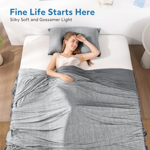 HOMFINE black cooling blanket for hot sleepers, 50x70 inches, soft throw blanket designed to regulate temperature and enhance comfort.