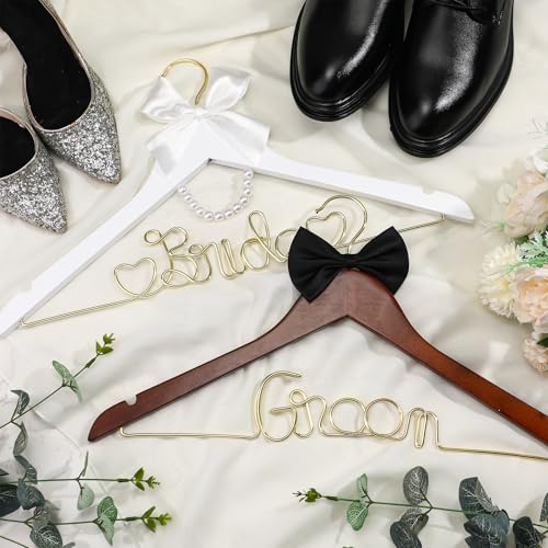 Beeveer Bride Hanger for Wedding Dress Bride and Groom Wooden Fresh