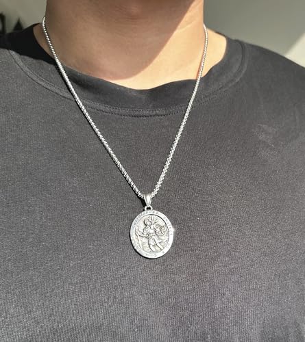 Saint Christopher Necklace Coin Necklace, St Christopher Medal Bless Safety Religious Pendant Necklace for Men Women