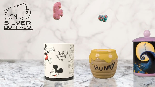Silver Buffalo Disney Winnie the Pooh Hunny Pot, 3D Sculpted Snack Jar Winnie the Pooh Hunny Small (Ceramic Sculpted) Ceramic Sculpted