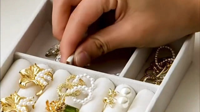 DOZZZ Acrylic Jewelry Organizer Box with 5 Drawers for Women, Clear Earring Holder Storage Display Stand Rack for Rings Necklace Bracelet 5 Layers