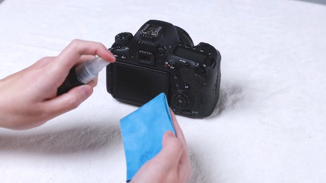 UES 21-in-1 Professional Full Frame Camera Cleaning Kit with a Travel Case Full-Frame Cleaning Kit Travel Kit