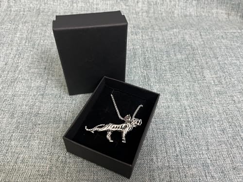 Leopard Stainless Steel Pendant Necklace for Men Women,Retro Faith Necklace, Jewelry Gift,Retro Silver Chain Necklace 23.6 Inch(Send Gift Box)
