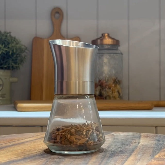T&G CrushGrind Spice Mill with Stainless Steel Top & Glass Base, 12.5 cm, Whole Dried Herbs Spices Seeds Chilli Flakes/Fully Adjustable Ceramic Manual Grinder Single