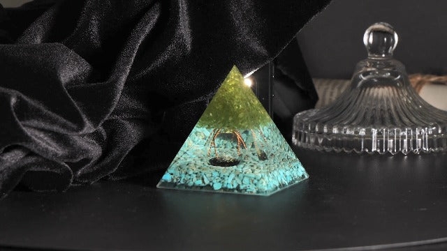 Nupuyai Tree of Life Orgone Crystal Pyramid for Meditation Spiritual Healing, Energy Generator Stone Pyramid with Crystal Sphere for Home Office Decor, Olivine and Blue Howlite Turquoise