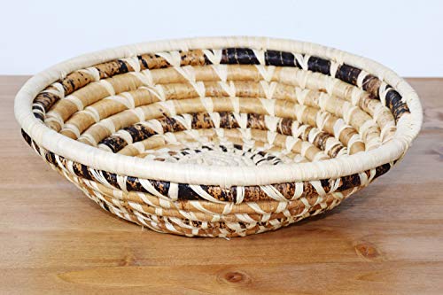 Tembo Crafts Africa - Handmade Basket Uganda - Made of Sisal & Banana Fiber - 8 Inches Diameter - Natural Colors, SRB105