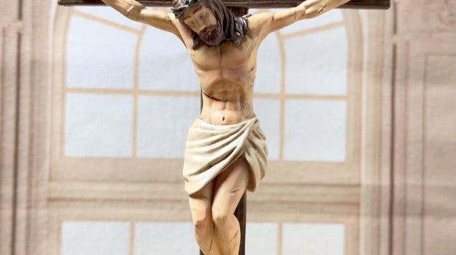 Mantaoilfe 10.6" Jesus Crucifix Wall Cross, Resin Hanging Catholic Cross with Metal Hook, Religious Wall Decor for Home Altar, Prayer Room, Living Room, Easter Gift for Men, Women, Family